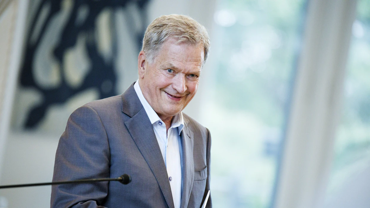 Suomen entisen presidentin Sauli Niinistön mukaan lännen tuki Ukrainaan on ollut massiivista, mutta tukiresurssit ohenevat. LEHTIKUVA / SEPPO SAMULI.