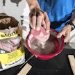 Tylsän asian sanotaan olevan kuin katsoisi maalin kuivumista. Betonin kuivuminen ei ole kovin paljon jännittävämpää, mutta sen seuraaminen voi olla rentouttavaa.