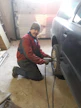Jarmo Saarelalle soitetaan ensimmäiseksi, jos auto jättää hevosmiehen tielle. "Köyhyys on opettanut", hän kuvailee alan koulutustaan.