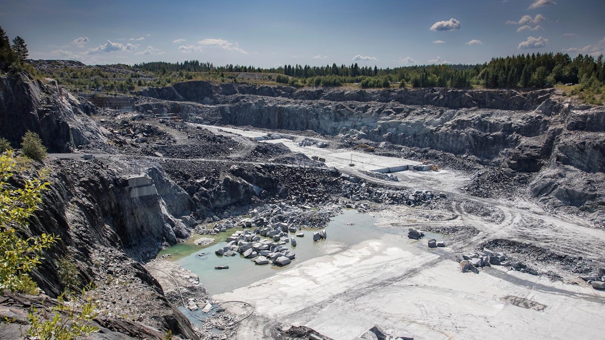 Kuvituskuva Juuan Nunnanlahdesta Tulikivi Oy:n vuolukivikaivokselta.