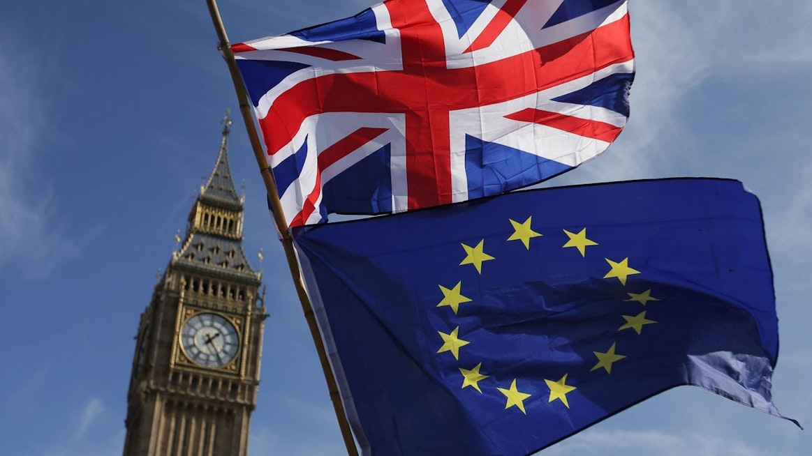 Jos parlamentin työskentely jäädytetään Britanniassa, eivät kansanedustajat luultavasti enää ehdi estää mahdollista sopimuksetonta eroa EU:sta. LEHTIKUVA/AFP