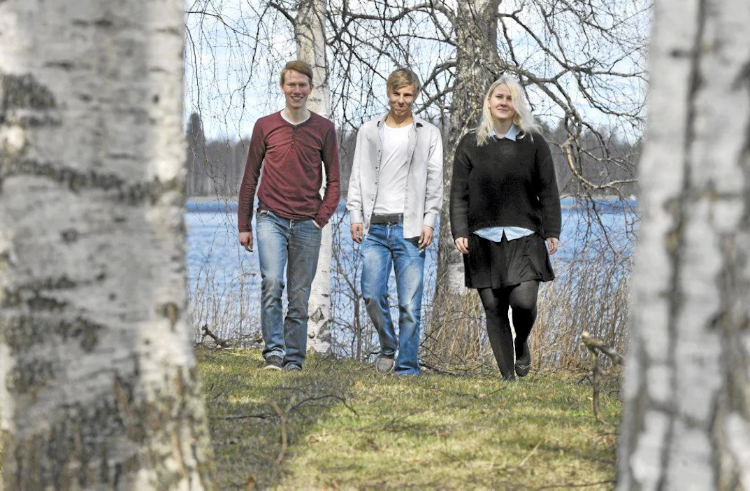 Maaseudun tulevaisuus
Koivulan Jukan juttuun Lukiolaisista Lapualla ja Alajärvellä.
kuva Juha Harju