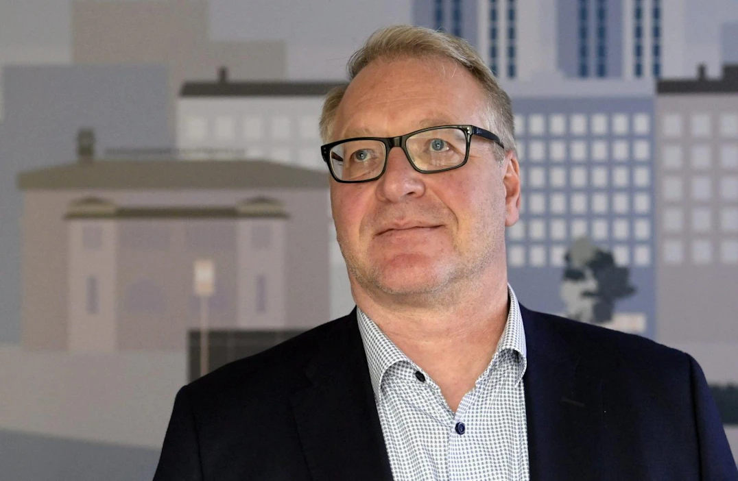 Lakko UPM:n tehtailla alkaa huomenna suunnitellun mukaisesti, kertoo Paperiliiton puheenjohtaja Petri Vanhala STT:lle. Lehtikuva / Vesa Moilanen