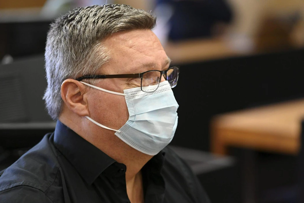 Käräjäoikeuden mukaan tapahtuma-aikaan Helsingin huumepoliisia johtanut Aarnio syyllistyi murhaan epävarsinaisena laiminlyöntirikoksena. Lehtikuva / Heikki Saukkomaa