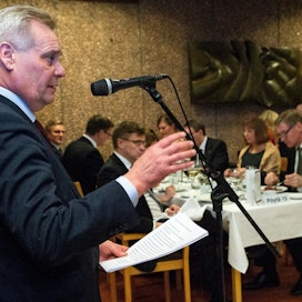 SDP:n puheenjohtaja Antti Rinne puhui MTK:n valtuuskunnalle päivällistilaisuudessa keskiviikkona.