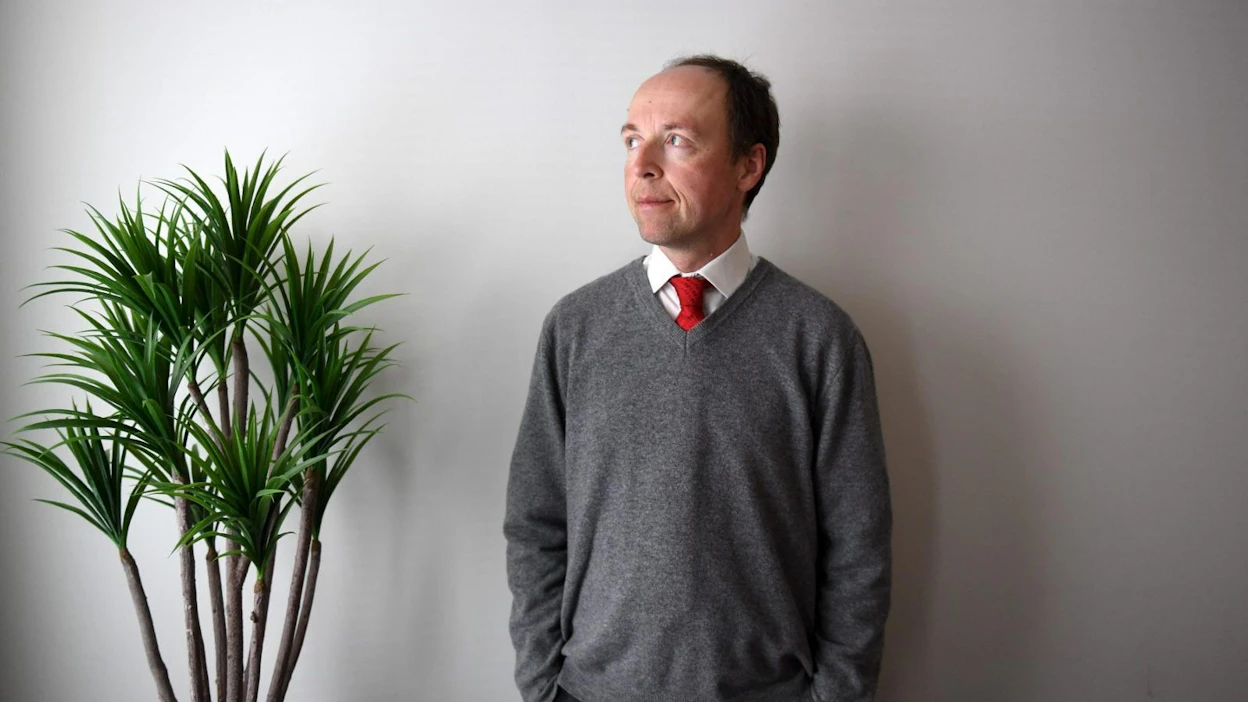 Jussi Halla-ahon mielestä Suomen täytyy pitää tarkoin puoliaan ja edistää sitä, että EU:n sisäiset rahansiirrot otetaan uudelleen tarkasteluun.