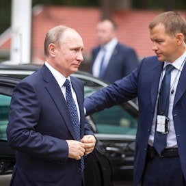 Venäjän presidentti Vladimir Putinin vierailu Punkaharjun Valtionhotellilla vaati suuret turvatoimet, mutta paikkakuntalaiset suhtautuivat vierailuun rauhallisesti.