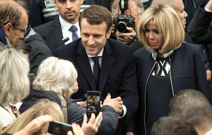 Tulosennusteen mukaan Macron on saamassa noin 66 prosenttia äänistä. LEHTIKUVA/AFP