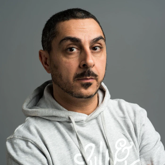 Ruoka on lääke, mutta ymmärtääkö kuluttaja tämän, Arman Alizad kysyy ohjelmassaan ravinnosta.