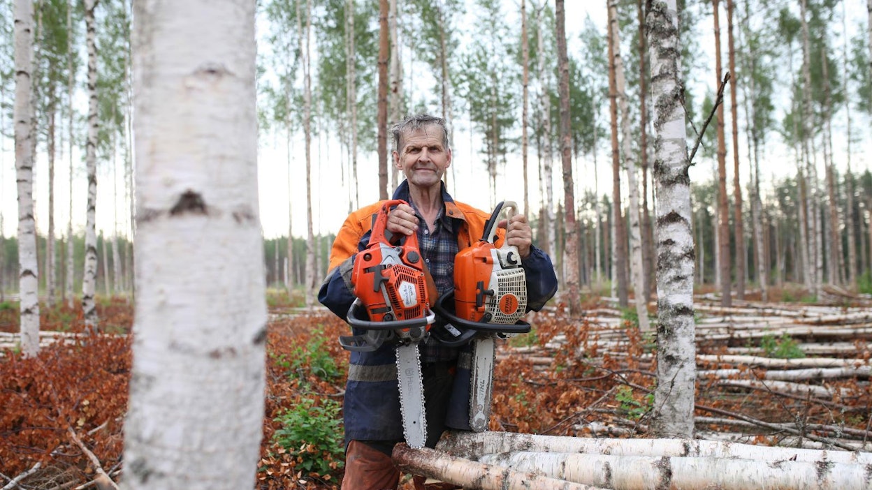 Jaakko Pessisen oma toive on se, että hänen elämäkertansa on kunnianosoitus kaikille suomalaisille metsureille.