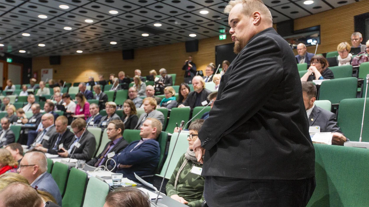 Kalle Myllynen kertoi jäsenkadon koettelevan Pielisen yhdistystä. Kokouksiin ei jakseta lähteä – olisiko siihen apua, jos voisi osallistua etänä?