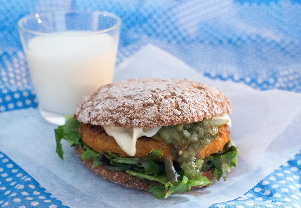 Kuluttajien kyky tai halu maksaa lisää maitotuotteista voi tulla esteeksi maitotuotteiden ja siten maidon tuottajahinnan nousulle maailmalla, Rabobank arvioi.
