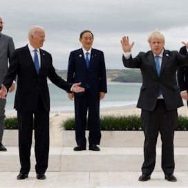 G7-maiden johtajat tapasivat toisensa perjantaina ensimmäistä kertaa lähes kahteen vuoteen. LEHTIKUVA/AFP