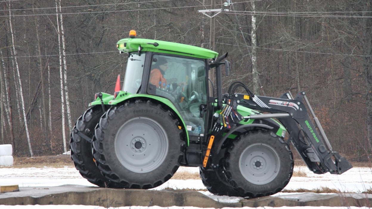 Deutz-Fahr 5120 C -traktori sai 694 pistettä.