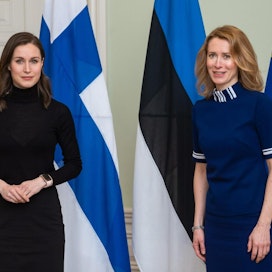 Pääministeri Sanna Marinin (vas.) tavannut Viron pääministeri Kaja Kallas kertoo Viron seuraavan tarkkaavaisesti Suomen keskustelua sotilasliitto Natosta.