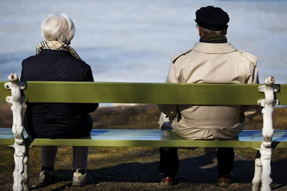 Vuoteen 2035 mennessä miesten elinajanodote olisi nostettava 83 vuoteen ja naisten 85 vuoteen.  LEHTIKUVA / RONI REKOMAA