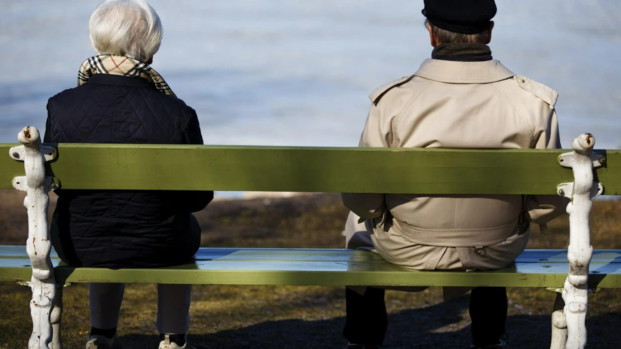 Vuoteen 2035 mennessä miesten elinajanodote olisi nostettava 83 vuoteen ja naisten 85 vuoteen. LEHTIKUVA / RONI REKOMAA