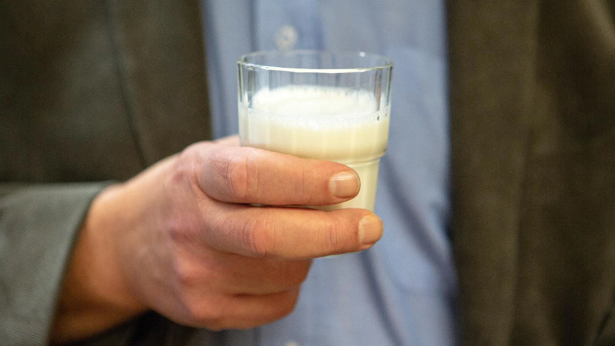 ”Yhteiskunnan muutoksissa kautta aikojen suomalaisen ruokapöydän vahvimpia tukijalkoja ovat olleet maito ja leipä. Ne ovat edelleen oleellinen osa suomalaisten elämää ja nykyistä arkea”, Vaasan Oy:n kaupallinen johtaja Minna Cousins sanoo tiedotteessa.