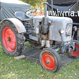 Eicher ED22 II -traktoria valmistettiin vuosina 1955–58, Forsternissa, Baijerissa, Länsi-Saksassa.