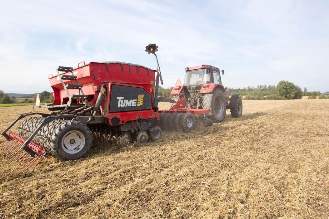 "Suorakylvö on ollut vähän esillä, vaikka sen vaikutus alkaa heti."
