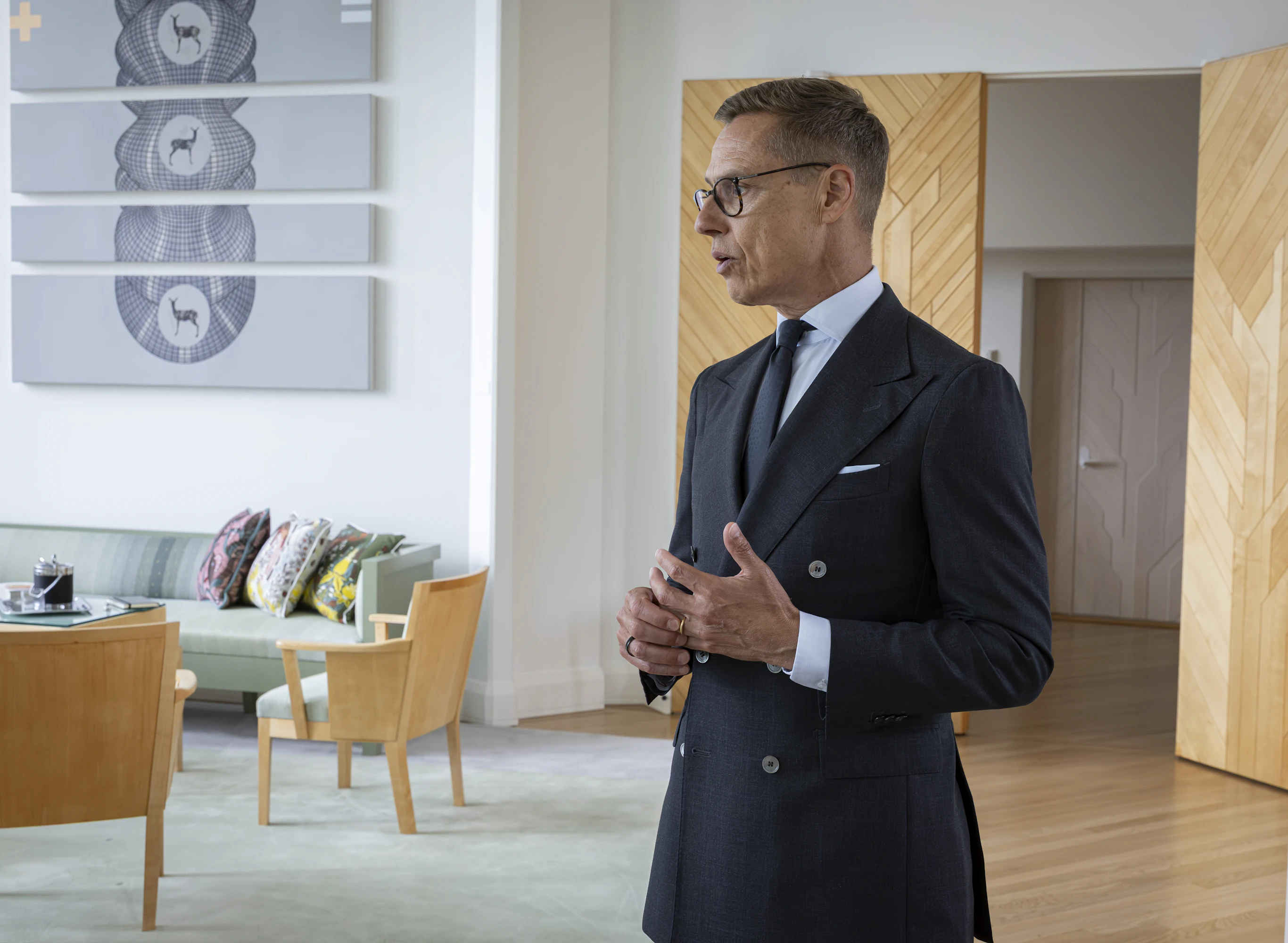 MT haastatteli presidentti Stubbia hänen virka-asunnossaan Mäntyniemessä, jonka pitkä remontti valmistui toukokuussa.