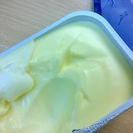 Voin ja margariinin terveysvaikutusten vertailu on vaikeaa, sillä margariinin valmistuksessa käytettyä teknologiaa ei ole tutkittu tarpeeksi.