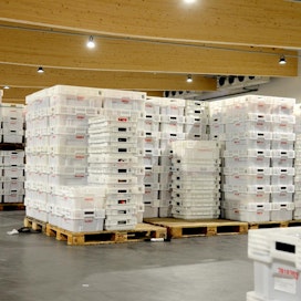 Postin logistiikkakeskus Seinäjoella valmistui tämän vuoden tammikuussa. Se sijaitsee elintarvikelogistiikan merkittävässä solmukohdassa.