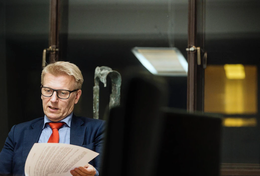 Asunto-, energia- ja ympäristöministeri Kimmo Tiilikainen oli tyytyväinen, että ympäristövaliokunnan ehdotuksesta löytyi myös parannuksia komission alkuperäisehdotukseen verrattuna.