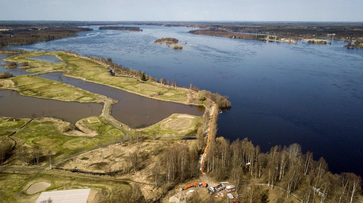 Vedet ovat nousseet Torniossa. Lehtikuva / Handout