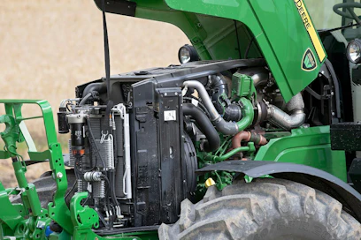 Kaikki kolme testitraktoria oli varustettu komponenteiltaan vastaavilla 6,8-litraisilla Deere PowerTech PVS -moottoreilla.