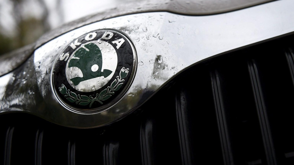Kuluttaja vaati ostamastaan Skoda-autosta 17 000 euron hinnanalennusta.