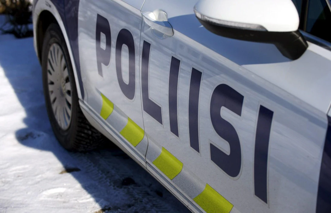 Poliisiammattikorkeakoulun tilastojen mukaan väkivallanteot poliisia kohtaan ovat kasvaneet 89 prosenttia vuodesta 1999 vuoteen 2016. LEHTIKUVA / EMMI KORHONEN