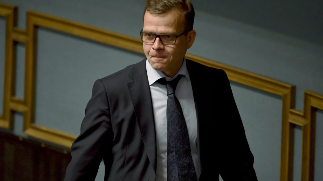 Orpon mielestä pääministeri Marinin hallituksen suunnittelemat taudin hallintakeinot niin testauksessa, jäljityksessä kuin suojaamisessa ovat edelleen puutteelliset. LEHTIKUVA / EMMI KORHONEN