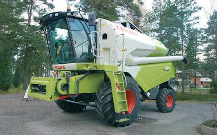 Claas Tucano 450 on uutuussarjan suurin malli.