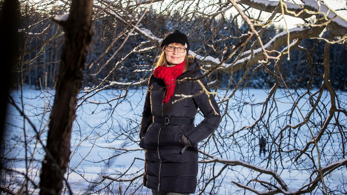 Terhi Peltokorpi harrastaa muun muassa ruuanlaittoa, hapanjuurileivontaa, lukemista, luonnossa liikkumista ja ompelemista. Marjastamista hän suorastaan rakastaa metsäpalstallaan Keski-Suomessa. Kolumneistaan Peltokorpi toivoo kovasti lukijapalautetta.