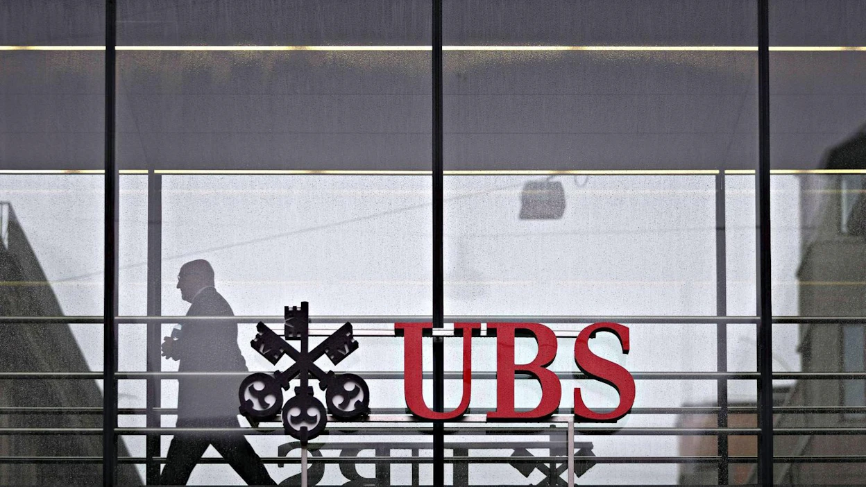 Syyttäjän mukaan UBS:n pankkiirit järjestivät asiakastilaisuuksia, joissa varakkaita ranskalaisia suostuteltiin piilottamaan varallisuuttaan Sveitsiin. LEHTIKUVA/AFP