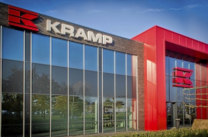 Kramp laajentaa varaosavalikoimaansa siten, että tarjolla on monien varaosien kohdalla kolmea eri palvelun tasoa: alkuperäisen osan, alkuperäisen osan valmistajan oman, korvaavan version sekä Krampin oman brändin vaihtoehdon