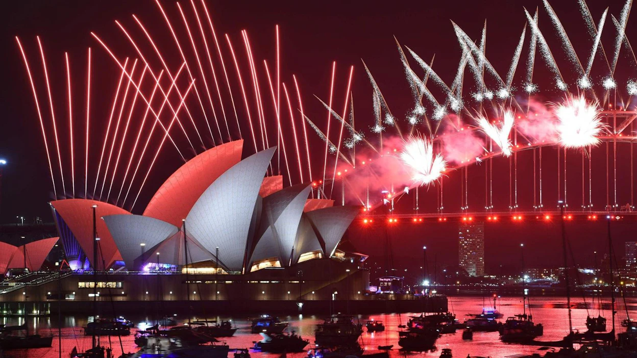 Ilotulitusten kieltämistä vaativan aloitteen mukaan viime vuonna ilotulituksiin käytettiin lähes kuusi miljoonaa Australian dollaria eli vähän yli kolme ja puoli miljoonaa euroa.
