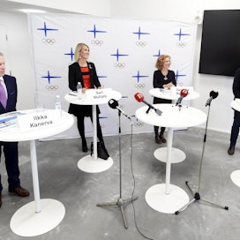 Ilkka Kanerva, Sari Multala, Susanna Rahkamo ja Jan Vapaavuori olivat Olympiakomitean puheenjohtajaehdokkaiden julkisessa kuulemistilaisuudessa Suomen Urheilumuseossa Helsingissä lokakuussa.