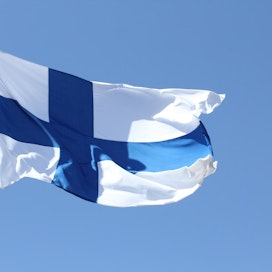 Suomalaiselle ruuantuottajalle ehdotetaan omaa liputuspäivää.