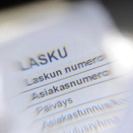 Erikoissuunnittelija Juha Helenius Poliisiammattikorkeakoulusta sanoo Uutissuomalaisen haastattelussa, että kuluvana vuonna huijauslaskuja koskevat petokset ja petoksen yritykset ovat moninkertaistuneet viime vuodesta. LEHTIKUVA / SARI GUSTAFSSON