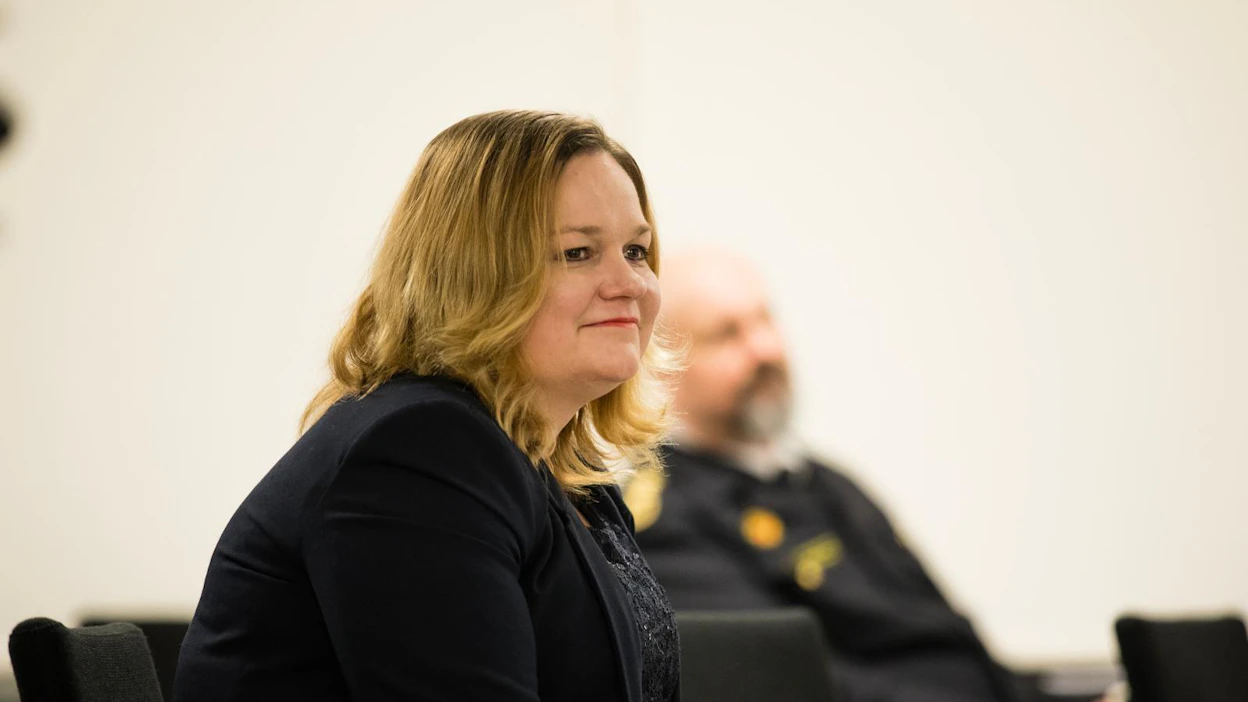 Perhe- ja peruspalveluministeri Krista Kiuru (sd.) vetää Sanna Marinin hallituksen sote-uudistusta.