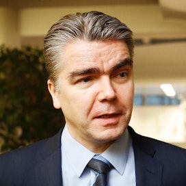 SOK:n kenttäjohtaja Arttu Laine korostaa teollisuuden ja päivittäistavarakaupan yhteistyötä kotimaisuusmerkintöjen kehittämisessä.