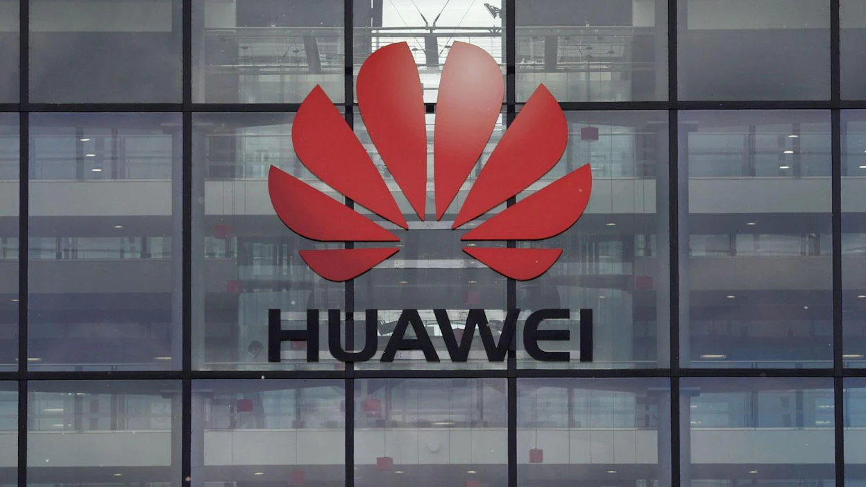 Kauppaministeriön mukaan 90 päivän lisäaika tarvitaan, jotta Huawei ja sen kumppanit ehtivät sopeutua muutokseen. LEHTIKUVA/AFP
