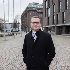 Vihreät on noussut kokoomuksen ohi Helsingin suosituimmaksi puolueeksi, selviää Tietoykkösen helmikuussa tekemästä tutkimuksesta. Kuvassa on kokoomuksen puheenjohtaja Petteri Orpo.