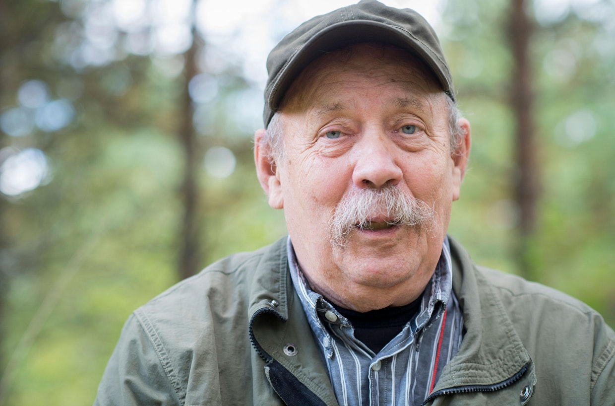 Aaltonen on itseoppinut erämies ja muinaistaitojen harrastaja.