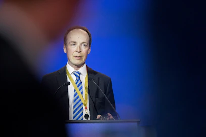 Halla-ahon mukaan puolueella ei ole itsestään selviä presidenttiehdokkaita. LEHTIKUVA / Mikko Vähäniitty
