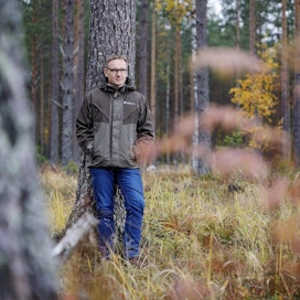 Eero Poikonen kertoo tarttuvansa innolla Metsänhoitoyhdistys Keski-Suomen johtotehtävään marraskuun alussa.