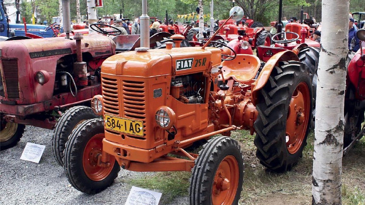 Fiat 25R 1953–56, Torino, Italia. Valmistettu yhteensä n. 45 000 kpl