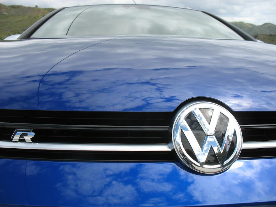 Volkswagen oli tammikuun suosituin automerkki sekä henkilö- että pakettiautoissa.